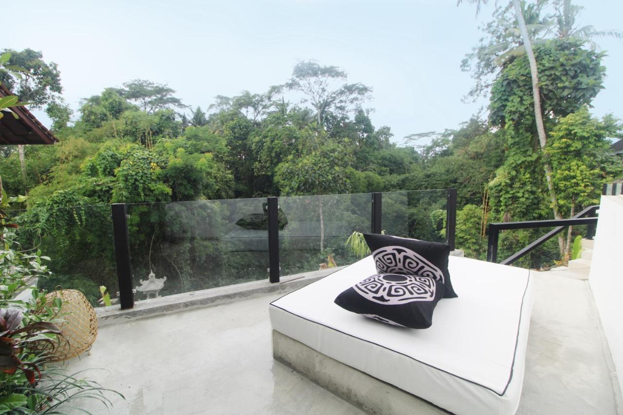 Jungle'S Door Ubud By Love Is Simple Exterior foto